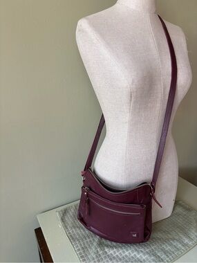 Wise owl leather Women’s Crossbody Bag Deep Plum/burgundy